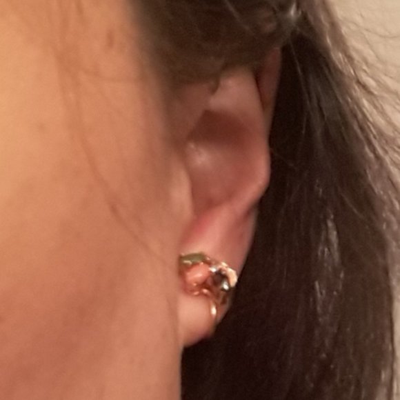 Antique Smaller Flower Clip on Ear Stud - Picture 4 of 4